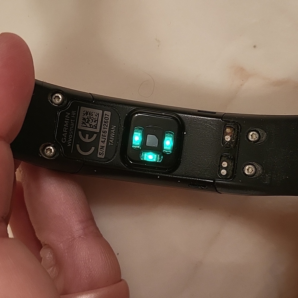 Activity watch - Picture 3 of 4